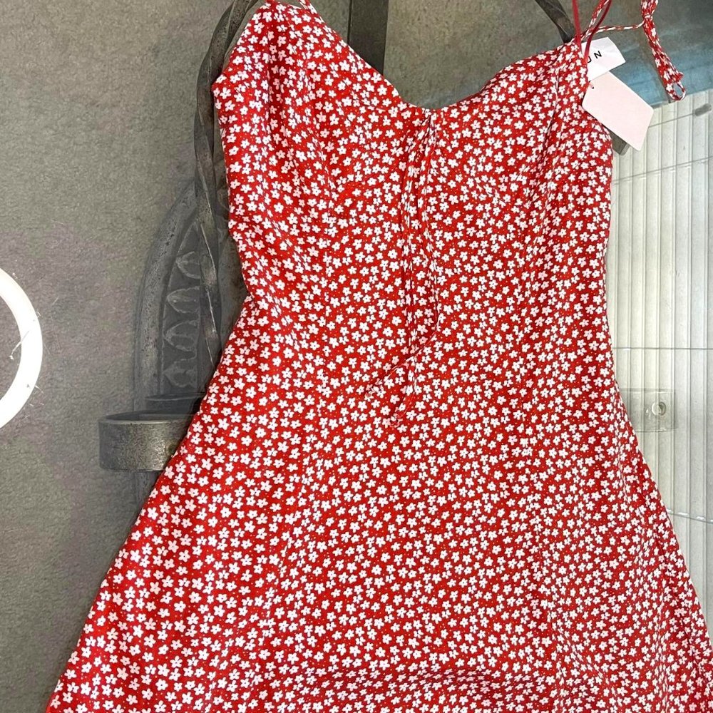 Pacsun spaghetti strap floral dress
